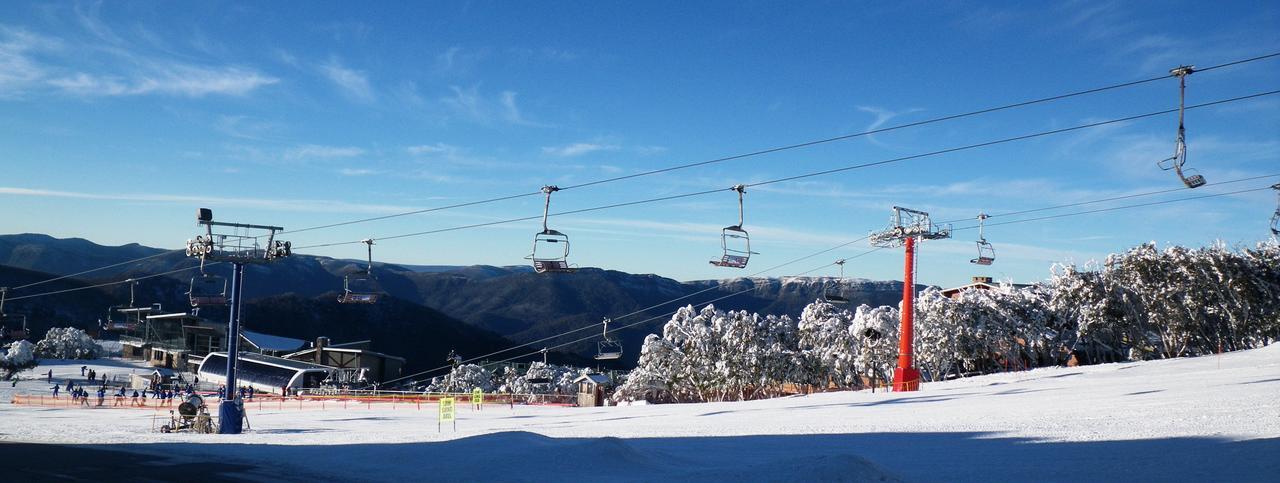 Ski Club Of Victoria - Ivor Whittaker Lodge Mount Buller Kültér fotó