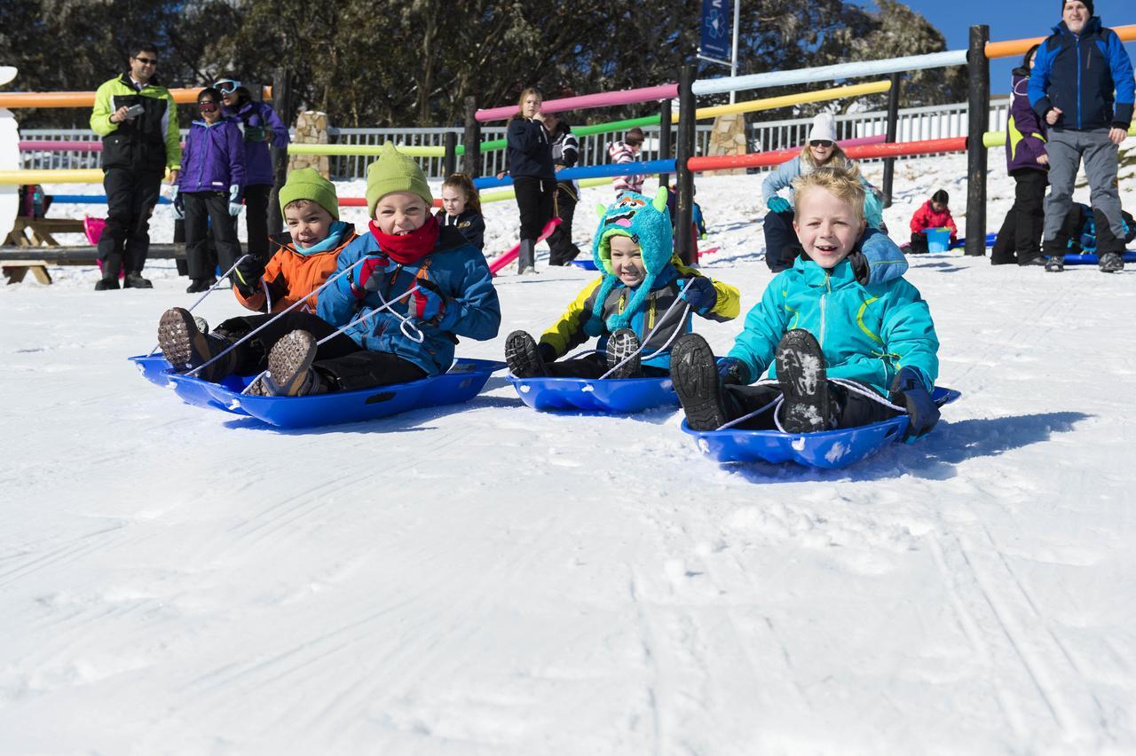 Ski Club Of Victoria - Ivor Whittaker Lodge Mount Buller Kültér fotó